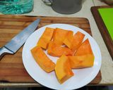 Foto del paso 1 de la receta: Hamburguesas encebollada con calabaza al microondas