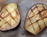 Foto del paso 3 de la receta: Berenjena rellena de salmón a la soja