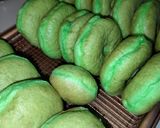 Foto langkah ke 7 dari resep Donat Pandan.