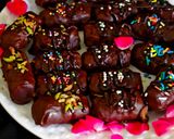 चॉकलेट बिस्कुट रोल (Chocolate biscuit roll recipe in hindi) रेसिपी चरण 3 फोटो