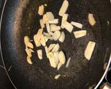 Foto del paso 5 de la receta: Gírgolas salteadas con jamón
