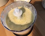 Une image de l'étape 5 de Sauce au yaourt, épices, fines herbes et oignon.