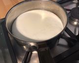 Une image de l'étape 8 de Flan pâtissier aux myrtilles pâte brisée au curaçao.