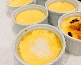 Hình bước làm 3 của món Bánh creme brulee