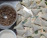 A picture of step 4 of Beef Qeema Samosa.