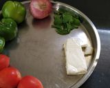 A picture of step 1 of Paneer Capsicum Masala.
