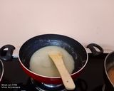 A picture of step 2 of பாதாம் அல்வா.