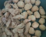 Foto langkah ke 3 dari resep Ayam tahu saos lada hitam crispy.
