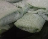 Foto langkah ke 8 dari resep Dadar gulung isi unti kelapa.