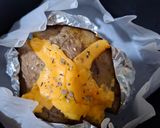 Foto langkah ke 2 dari resep 1.020. Cheese Baked Potato (airfryer version).