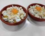 Foto del paso 5 de la receta: Cazuela de huevos con patatas al queso azul