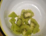 Foto del paso 1 de la receta: Ensalada de pollo y kiwi