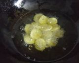 A picture of step 5 of Panipuri Farsi Puri.