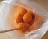 Foto langkah ke 7 dari resep Tahu Bulat.