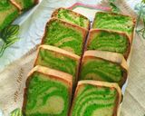 Foto langkah ke 2 dari resep Pandan marmer cake.