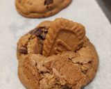 Foto langkah ke 8 dari resep Cookies Coklat Karamel.