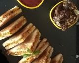 A picture of step 4 of Mix Veggies Pizza-Mayo Tava Sandwiches.