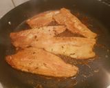 Foto del passaggio 1 della ricetta Filetto di trota salmonata alle spezie