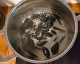 Foto del paso 4 de la receta: Mejillones exóticos con leche de coco y cilantro