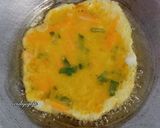 Foto langkah ke 4 dari resep Telur Dadar Padang Untuk Anak.