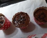Foto langkah ke 3 dari resep Chocolate Choco Muffin.