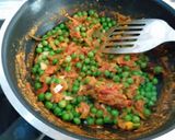 पत्तागोभी करी विथ हरे मटर और आलू (Cabbage curry with green peas nd potato recipe in hindi) रेसिपी चरण 16 फोटो