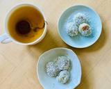 4 ingredient Ondeh Ondeh (Coconut Palm Sugar Mochi Balls) recipe step 5 photo