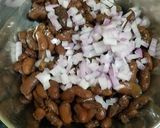 A picture of step 2 of Lobia chaat.
