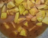 A picture of step 2 of Amrud ki sabji.