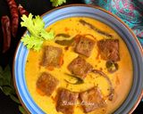 A picture of step 12 of Indrahar ki Kadhi (Madhya Pradesh Cuisine in a Fusion style).