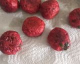 A picture of step 1 of Beetroot manchurian.