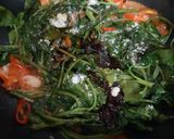 Foto langkah ke 3 dari resep Tumis Kangkung Ala Restoran.