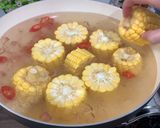Foto langkah ke 5 dari resep Sup Kepiting dan Telur.