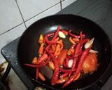 Foto langkah ke 2 dari resep Sambal terasi matang.