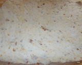 Sajtos-tepertős pogácsa recept fázis 2 fotója