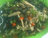 Foto langkah ke 7 dari resep Oseng kangkung tempe .. Hot Molotot .....
