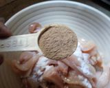 A picture of step 2 of Mongolian Chicken.