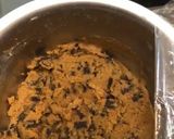 Foto langkah ke 5 dari resep Chewy chocolate chip cookies.