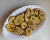 Foto del paso 3 de la receta: Chips de plátano macho en Airfryer (tajadas de plátano verde)