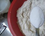 Foto del paso 1 de la receta: Pizza muzzarela y fugazzeta, mitad y mitad
