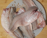 Foto del paso 1 de la receta: Lubina con rovellones al horno (Sin sal)