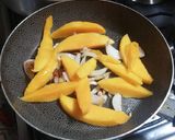 Foto del paso 1 de la receta: Salsa de mango