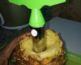 A picture of step 1 of Pineapple Peanut Milk drink.