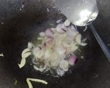 Foto langkah ke 2 dari resep Tumis Oyong Wortel (Menu Sahur Simple).
