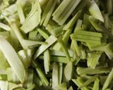 লাউ খোসার ছেঁচকি(lau khosar chenchki recipe in Bengali) রেসিপির ধাপ 1 ছবি
