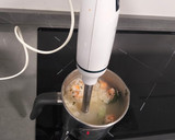 Foto del paso 3 de la receta: Crema light de cigalas