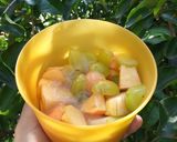 Foto langkah ke 4 dari resep Salad Buah ala Mamah Zafran.