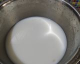 Foto langkah ke 2 dari resep Puding Roti Tawar Merah Putih.