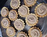 Gesztenyekrémes kosárkák recept fázis 4 fotója