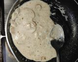A picture of step 4 of White Mushroom Sauce 🍄.